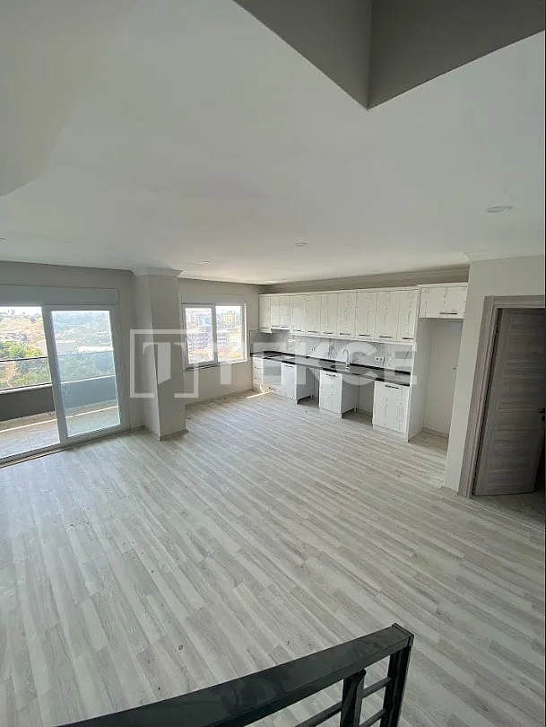1-Bedroom Apartment with Sea View in Alanya, photo 5