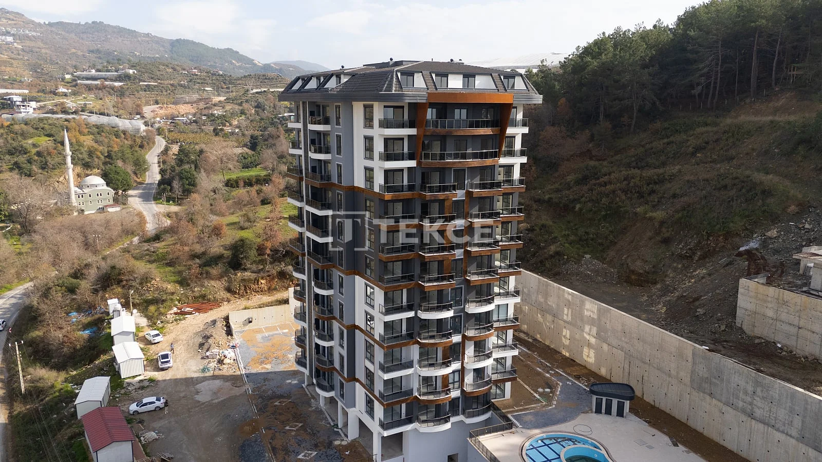 1-Bedroom Apartment with Mountain and City Views in Mahmutlar, Alanya, photo 2