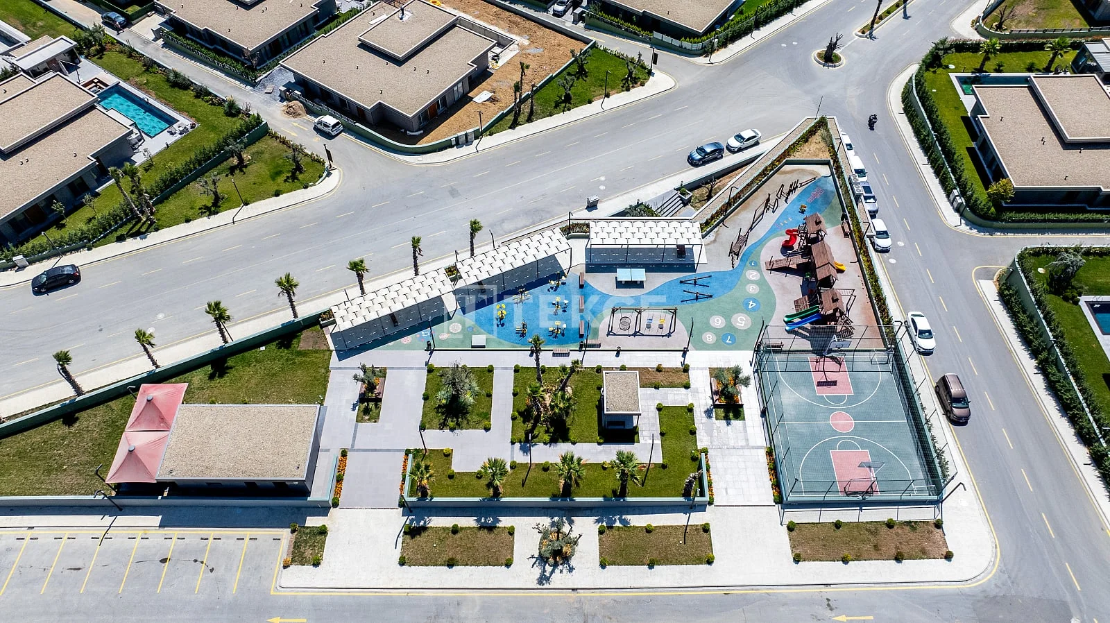 6-Bedroom Villa with Private Pool in Buyukcekmece, Istanbul, photo 5