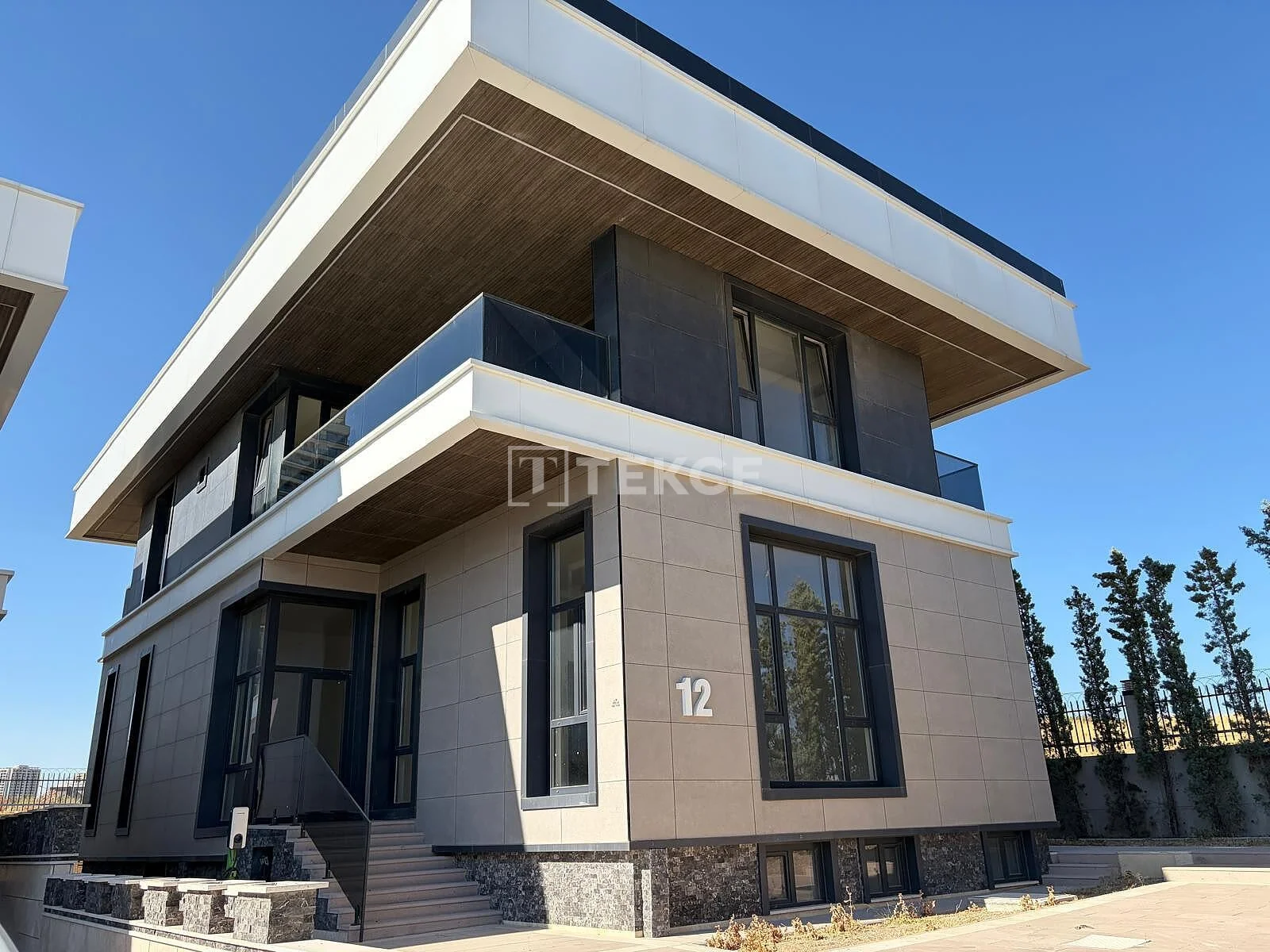 7-Bedroom Villa with Private Parking in Cankaya, Ankara, photo 5