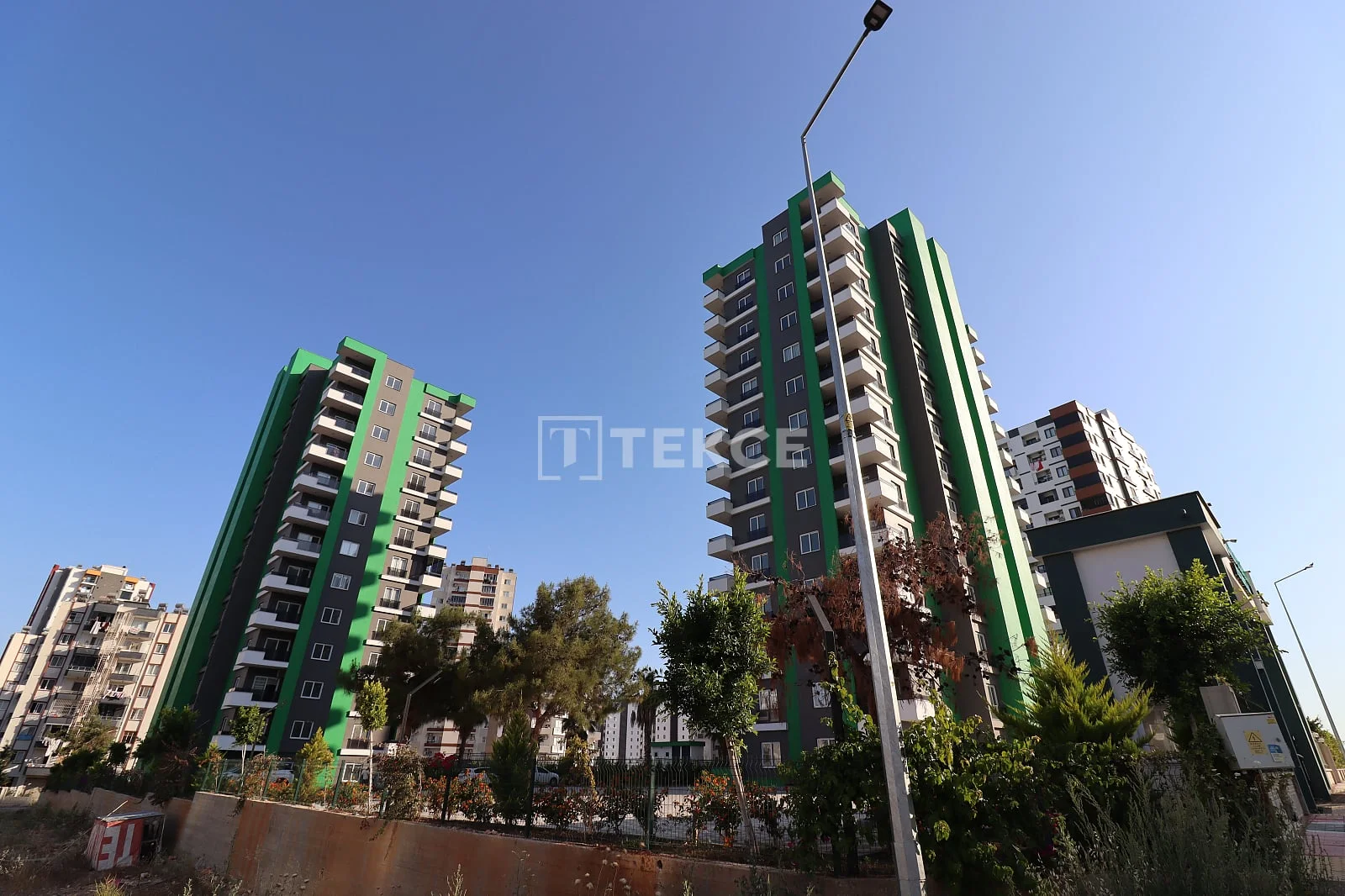 1-Bedroom Apartment with Sea and City Views in Mersin, photo 2