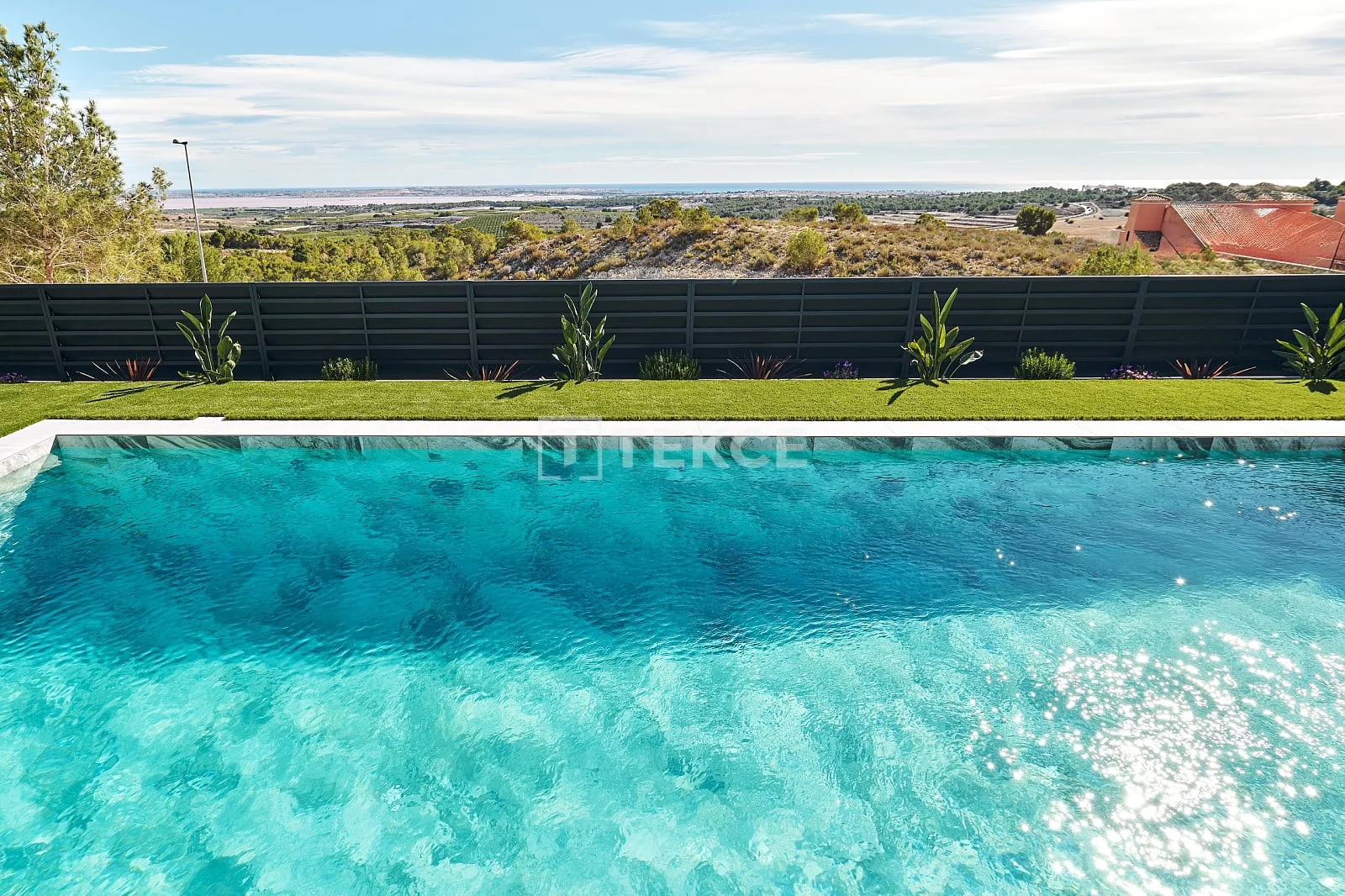 3-Bedroom Villa with Private Pool in San Miguel de Salinas, photo 4
