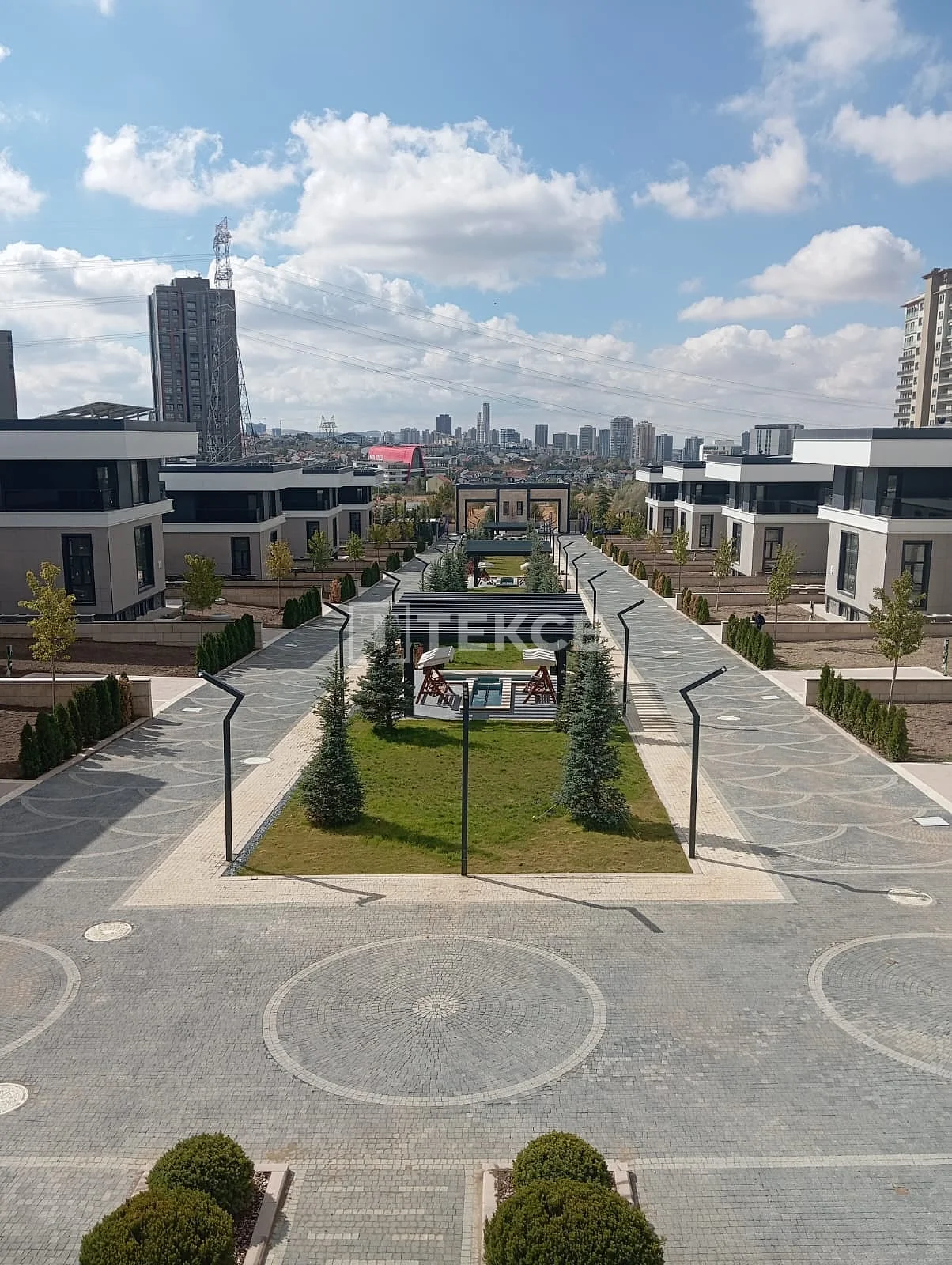 7-Bedroom Villa with Private Parking in Cankaya, Ankara, photo 3