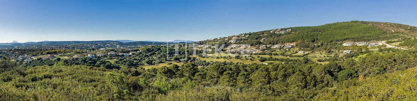 Land Plot with Sea and Golf Views in San Roque, photo 5