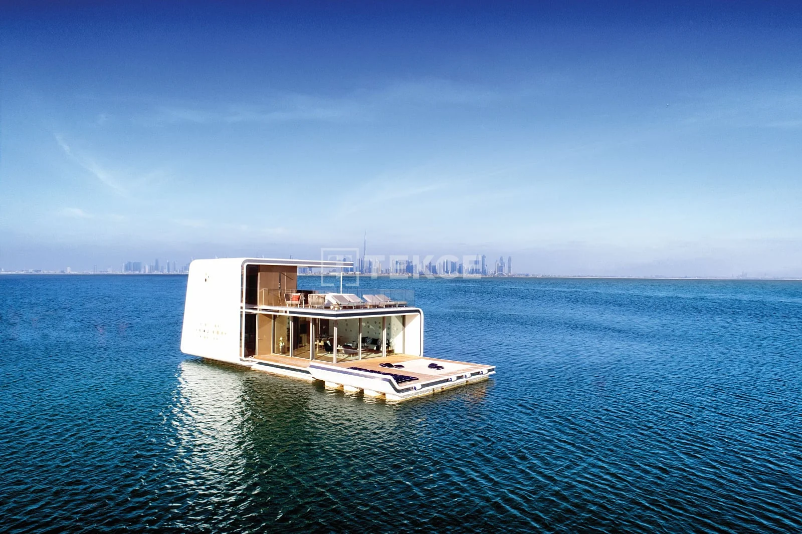 2-Bedroom Beachfront Villa with Sea View in Dubai, photo 4