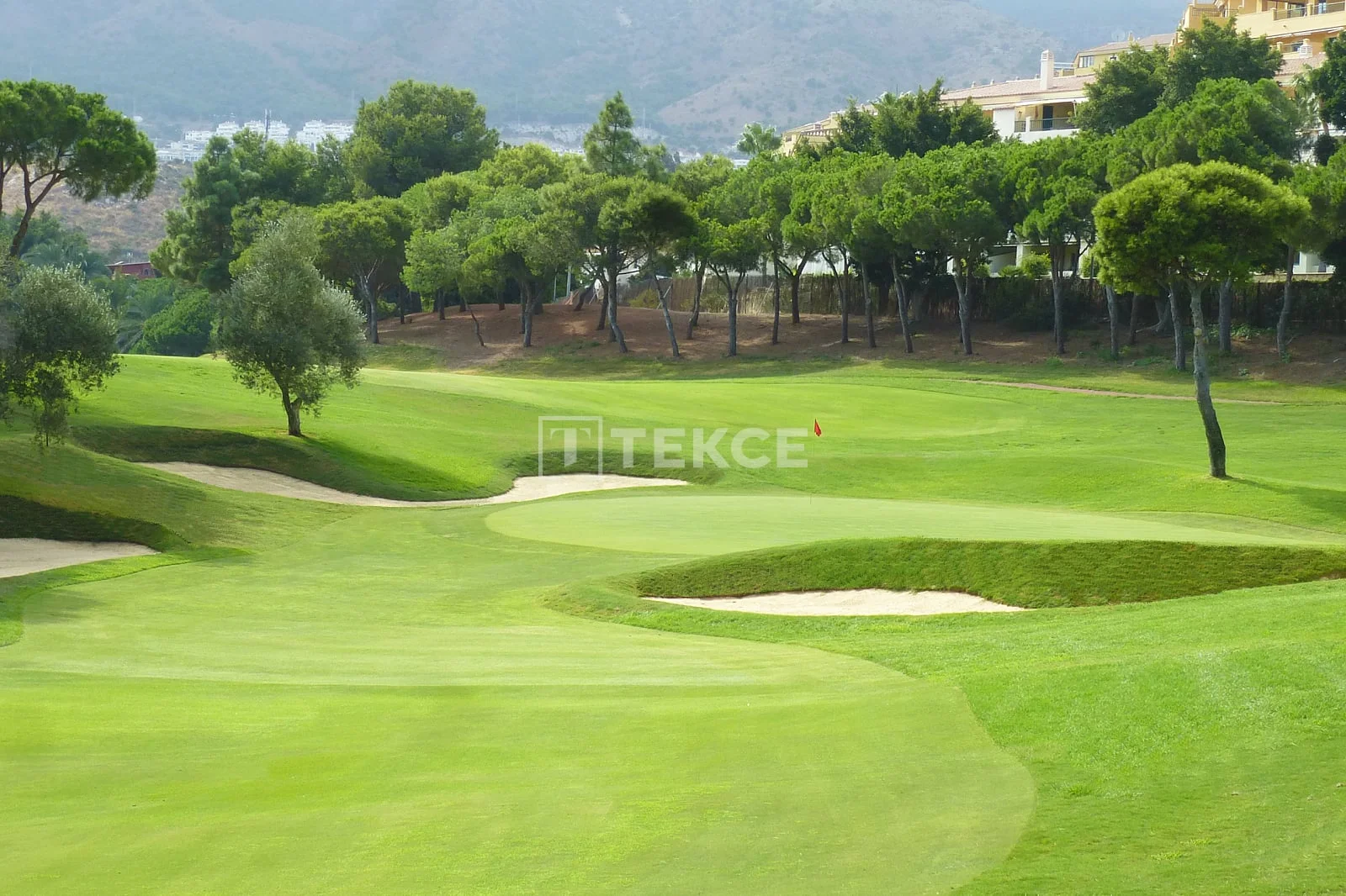 2-Bedroom Apartment with Sea and Golf Course Views in Benalmadena, photo 5