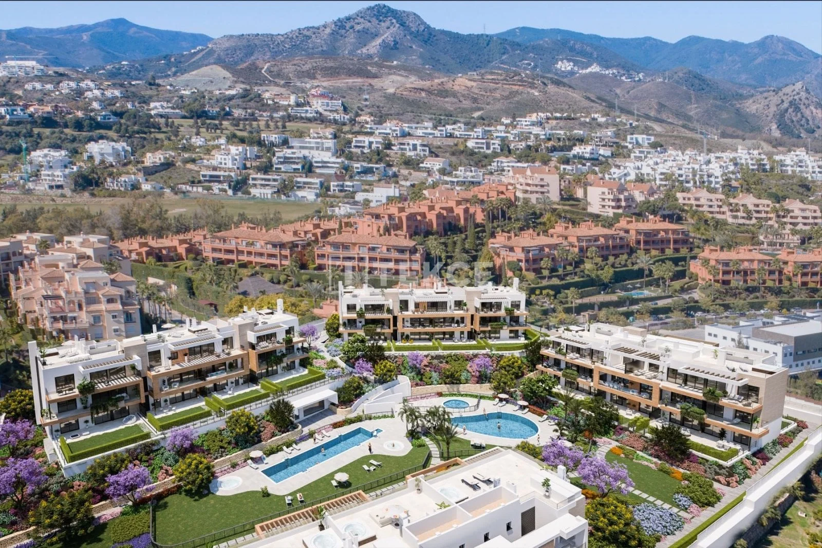3-Bedroom Apartment with Sea and Mountain Views in Estepona