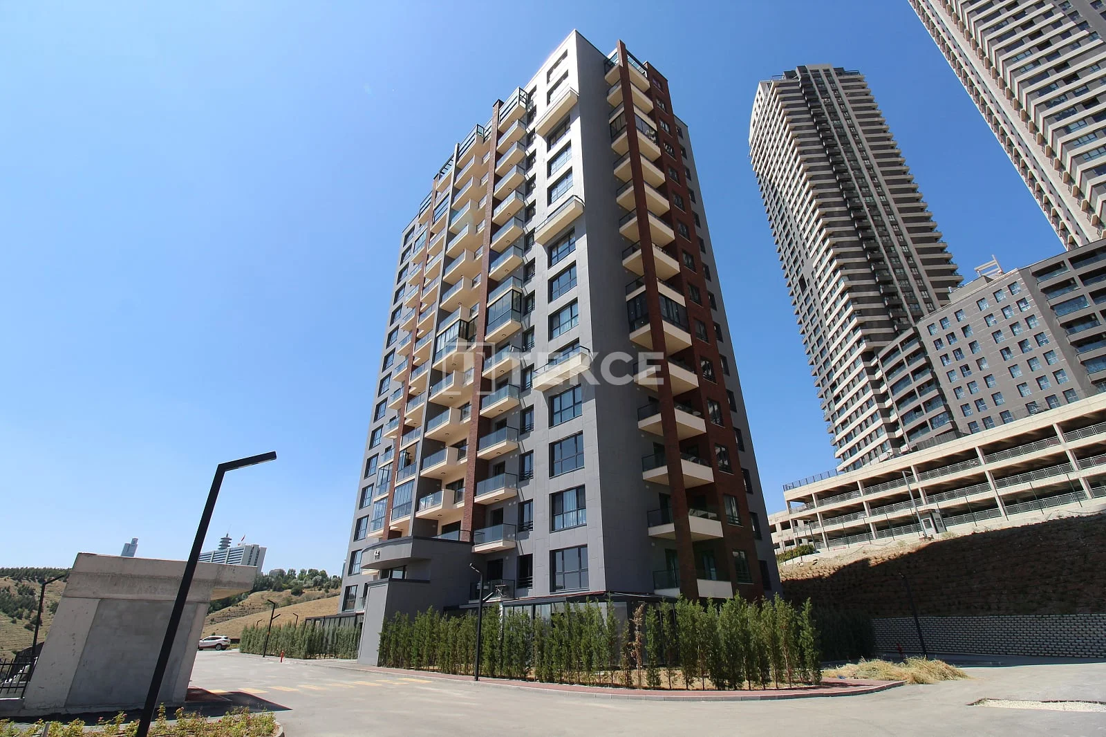 1-Bedroom Apartment with Lake View in Cankaya, Ankara, photo 4
