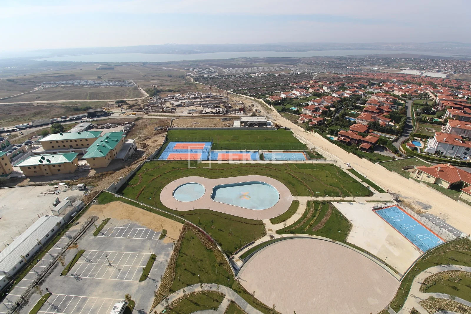 1-Bedroom Apartment with City View in Buyukcekmece, Istanbul, photo 2