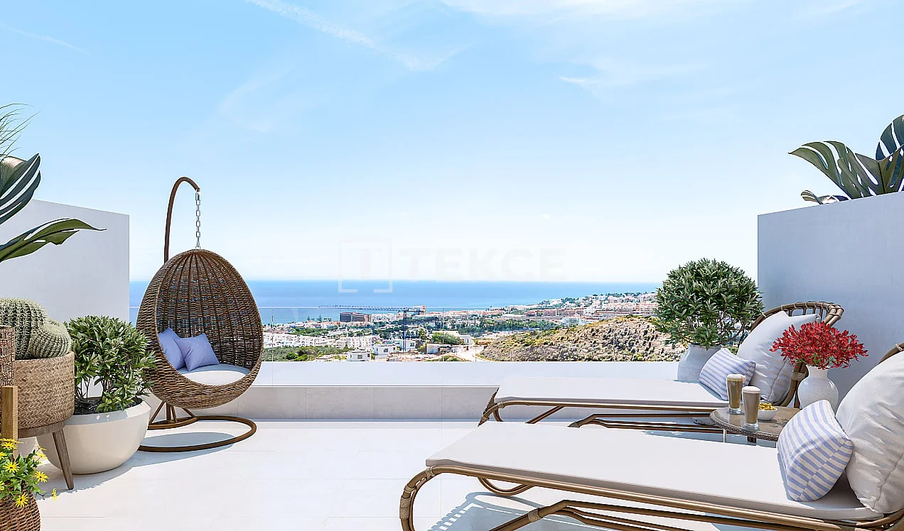 3-Bedroom Townhouse with Sea View in Mijas, Costa del Sol