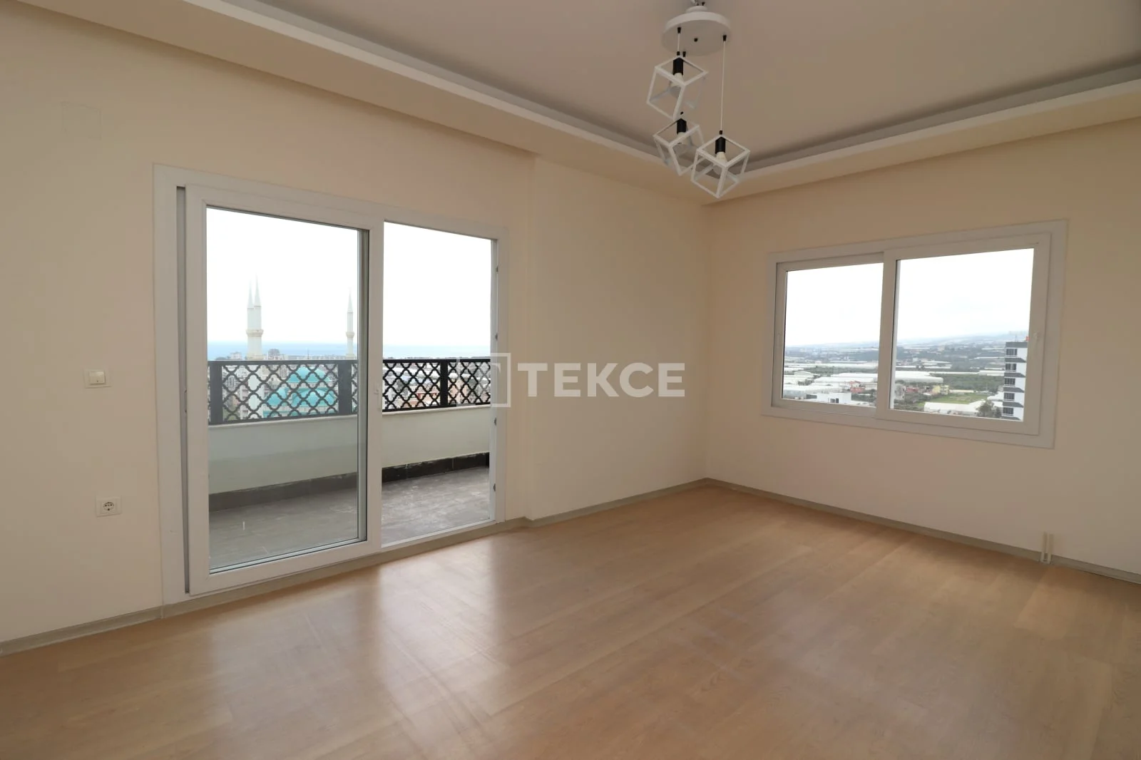 4-Bedroom Apartment with Panoramic Sea View in Mersin, Turkey, photo 4
