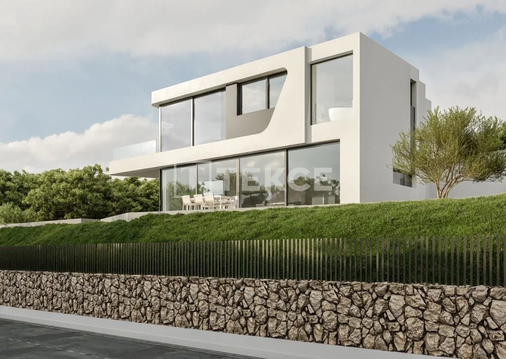 3-Bedroom Villa with Private Pool and Garden in Altea, photo 2
