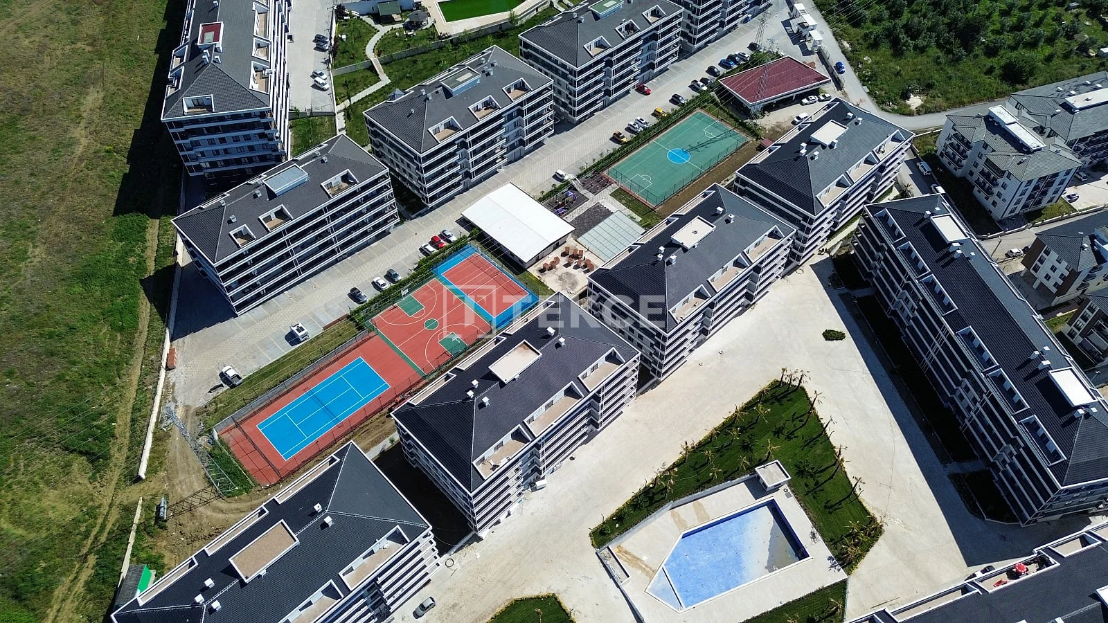 4-Bedroom Duplex with Sea View in Ciflik Köy, Alanya