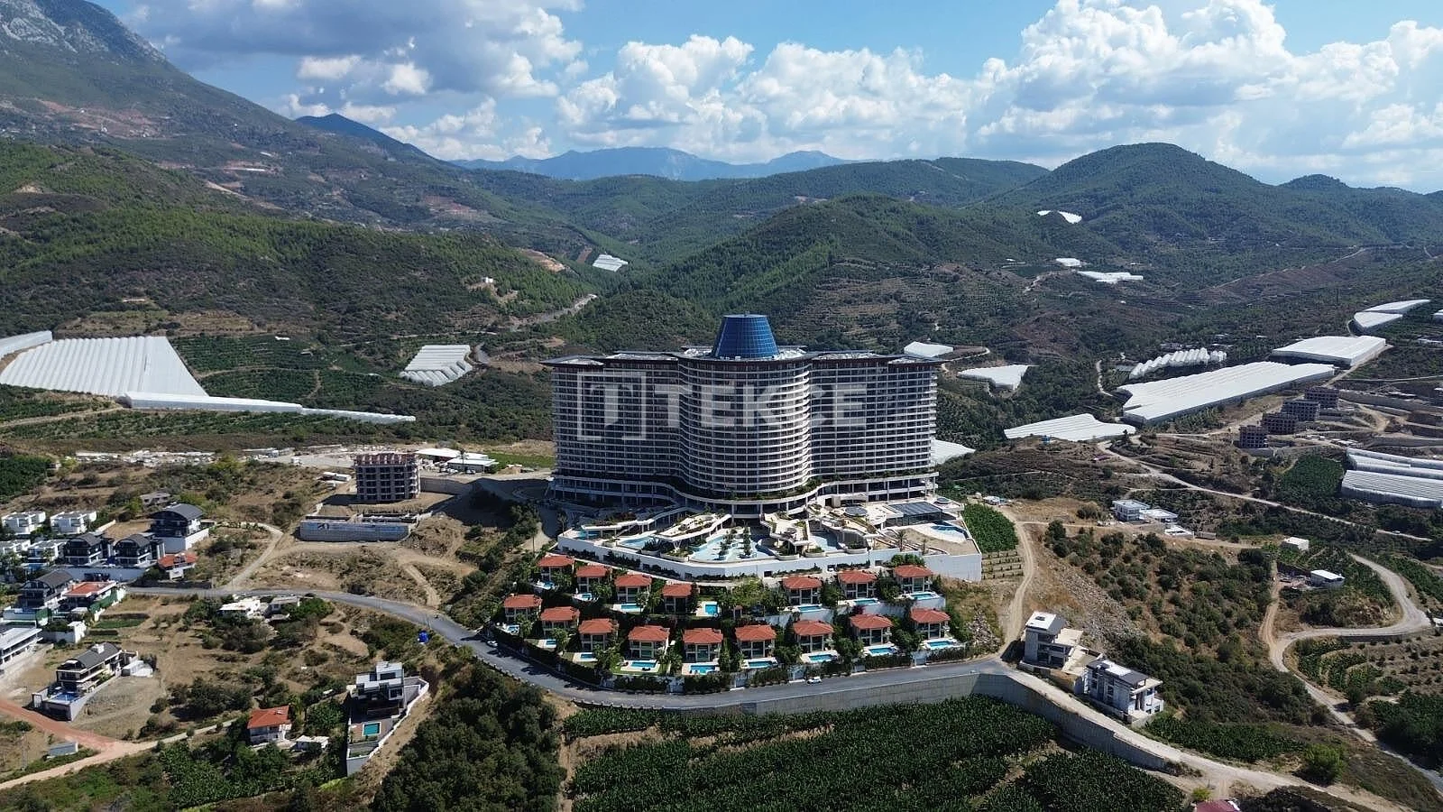 4-Bedroom Penthouse with Sea Views in Kargicak, Alanya, photo 2
